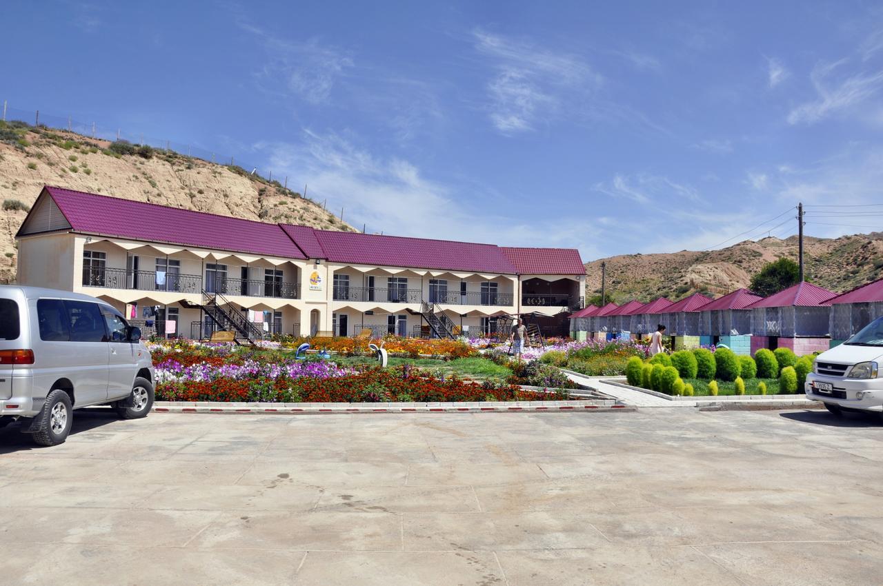 Hotel Natalia Kaji-Say Exterior photo
