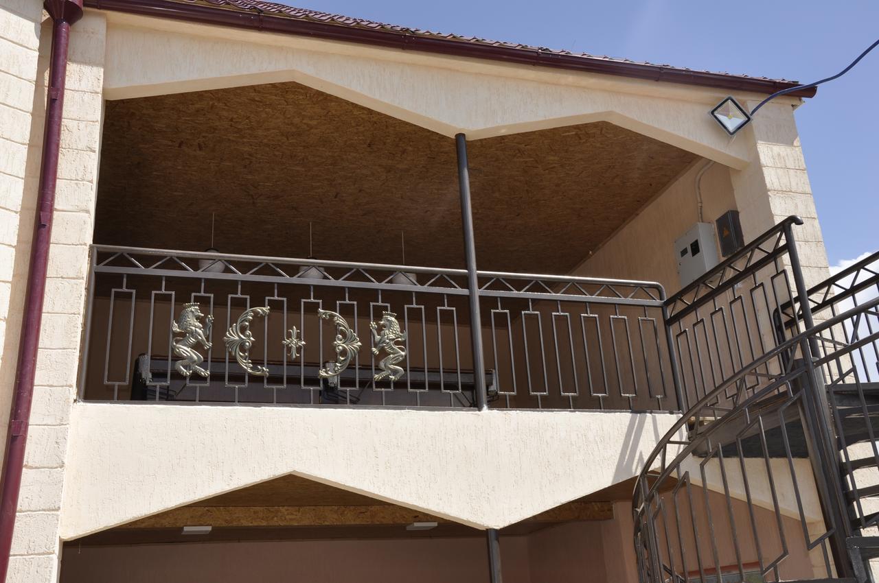 Hotel Natalia Kaji-Say Exterior photo